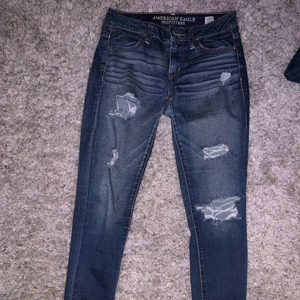 American eagle ripped leggings